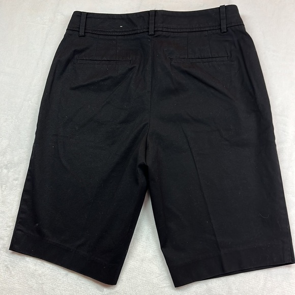 Talbots Black The Perfect Short in Size 2 - Picture 2 of 5